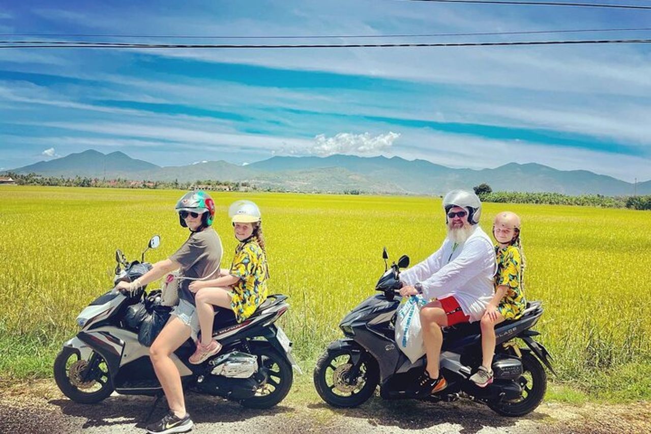 Tour in moto di un giorno intero (riserva naturale di Hon Ba e barbecue) — 9