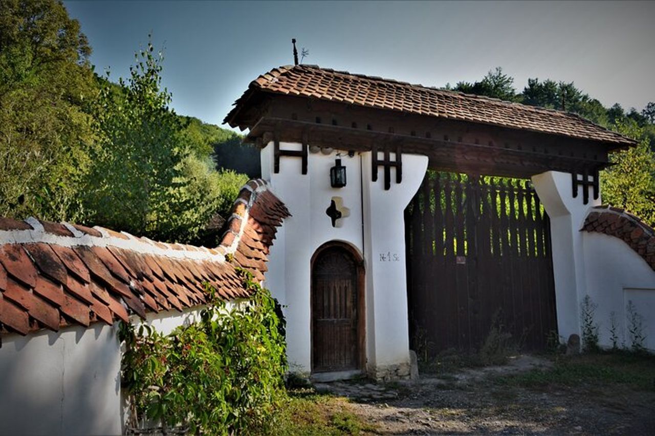 Scopri i luoghi preferiti di re Carlo III in Transilvania 7 Days Private Tours — 2