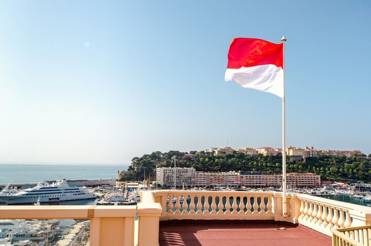 Caccia al tesoro a Monaco città vecchia & tour a piedi — 2