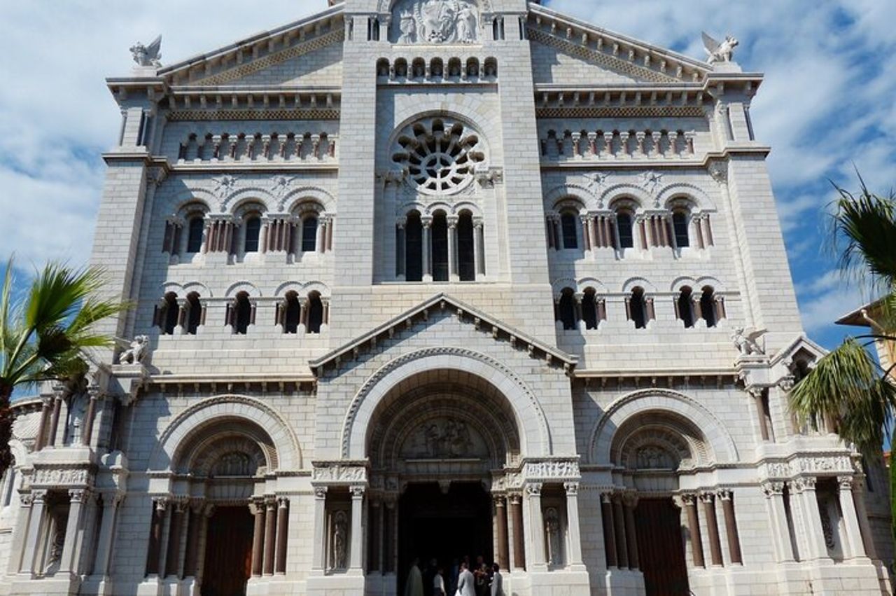 Caccia al tesoro a Monaco città vecchia & tour a piedi — 4