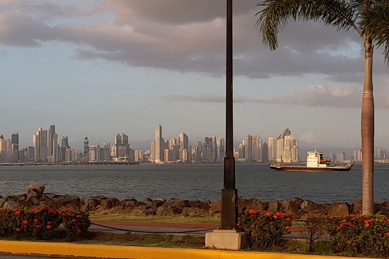 Tour della zona del vecchio canale: chiuse di Miraflores ed ex basi militari — 6