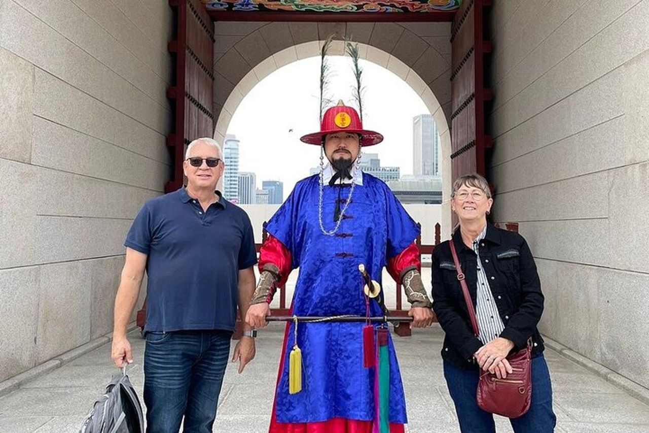Miglior tour della città di Seoul (Palazzo Gyeongbokgung, Insadong, Torre di Namsan) — 3