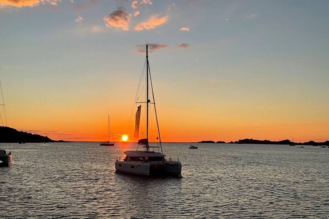 In Catamarano all'Arcipelago di La Maddalena da Poltu Quatu — 8