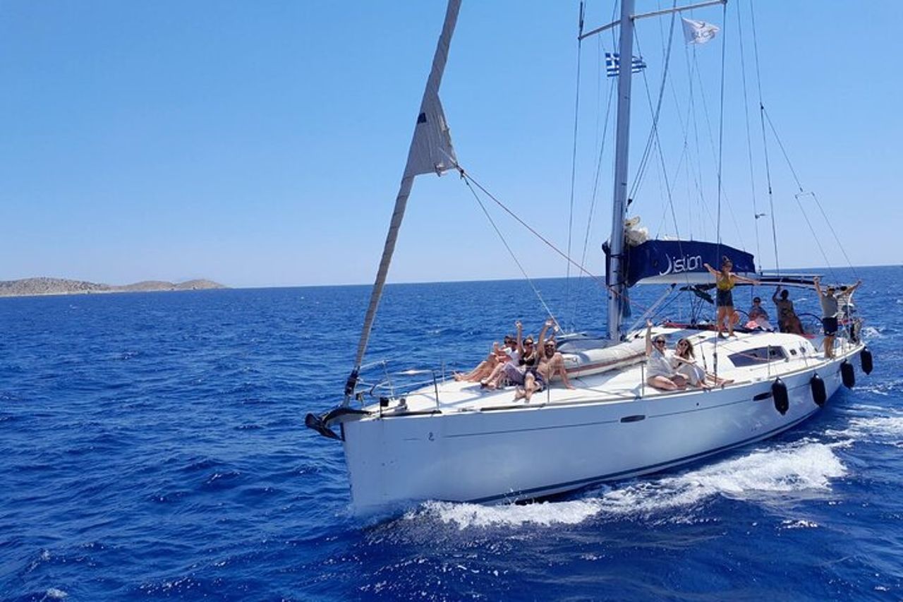 Paros Crociera a vela semi privata di un'intera giornata