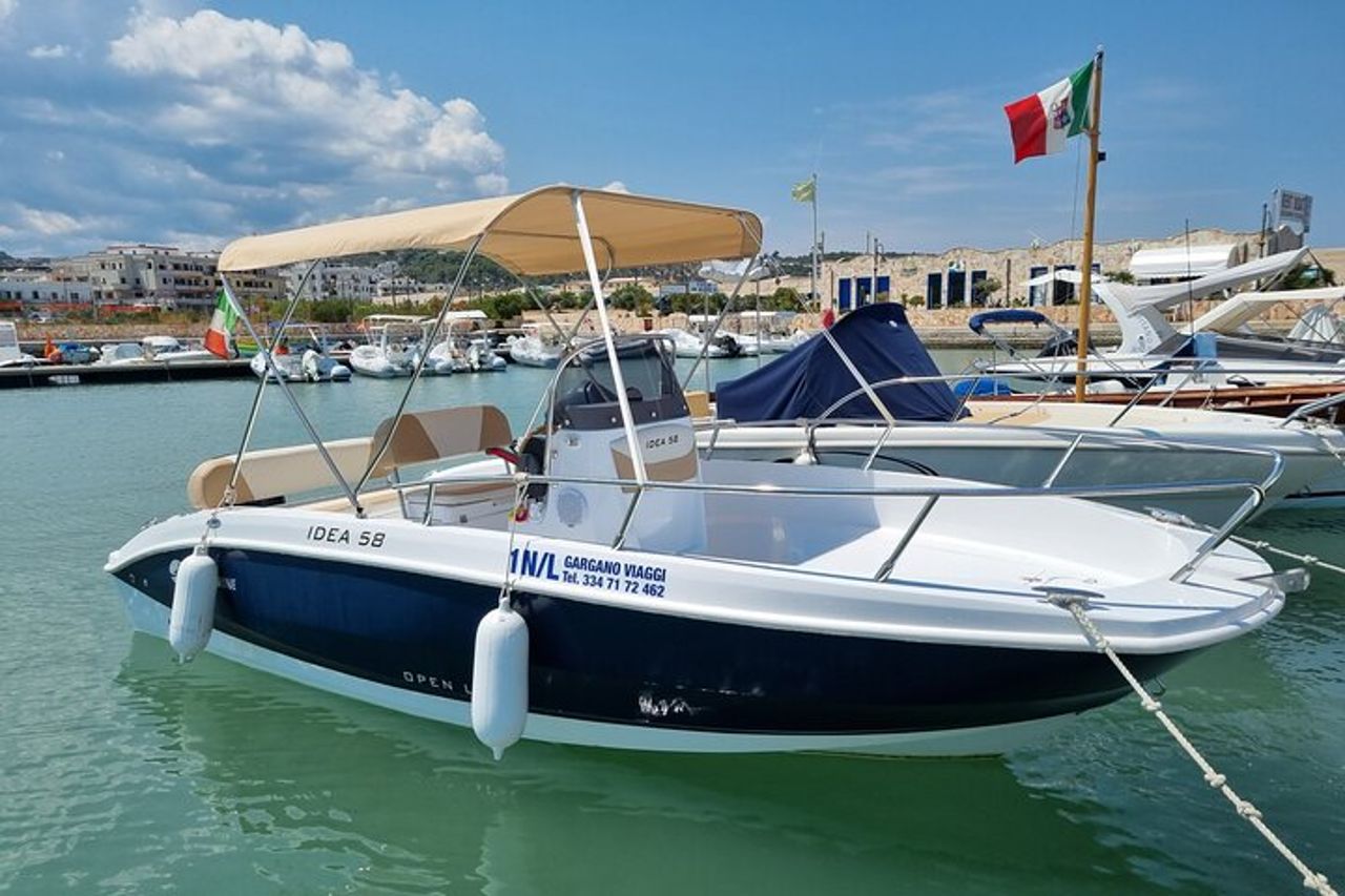 Tour privato della costa e grotte fino a Zagare