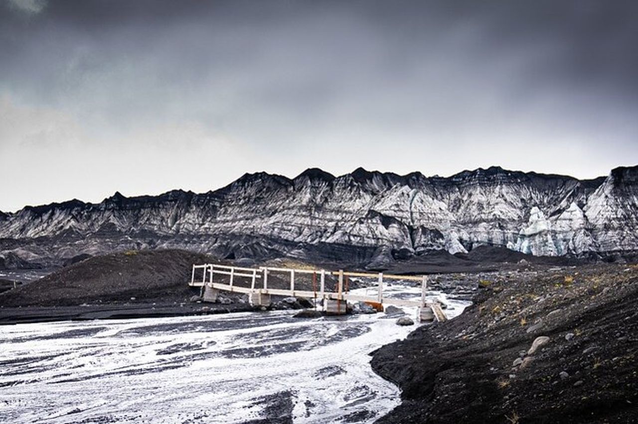 Tour / Incontro di 3 ore nella grotta di ghiaccio di Katla a Vík — 4