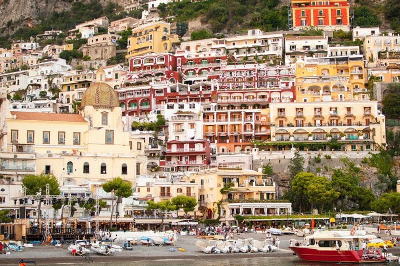 Tour privato della Costiera Amalfitana da Sorrento o Napoli — 4
