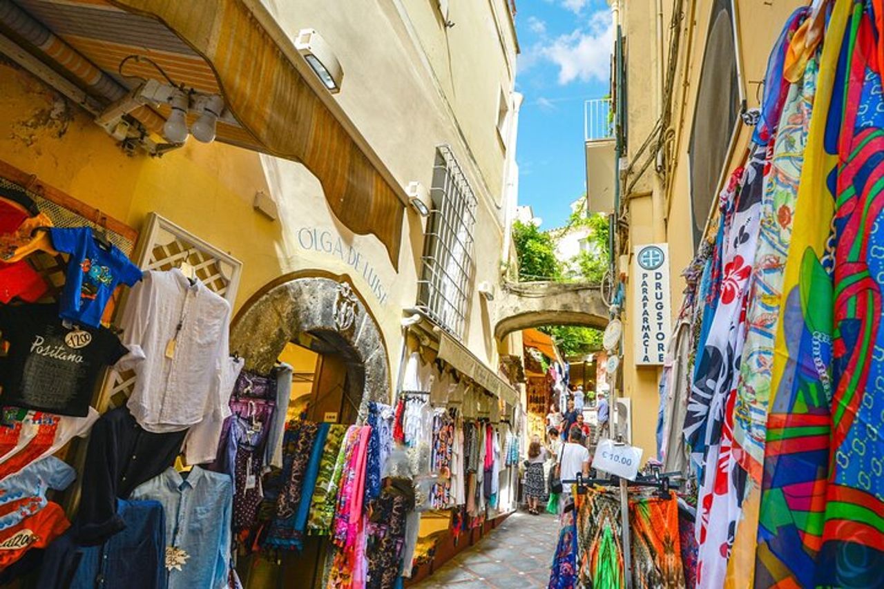 Tour privato della Costiera Amalfitana da Sorrento o Napoli — 5