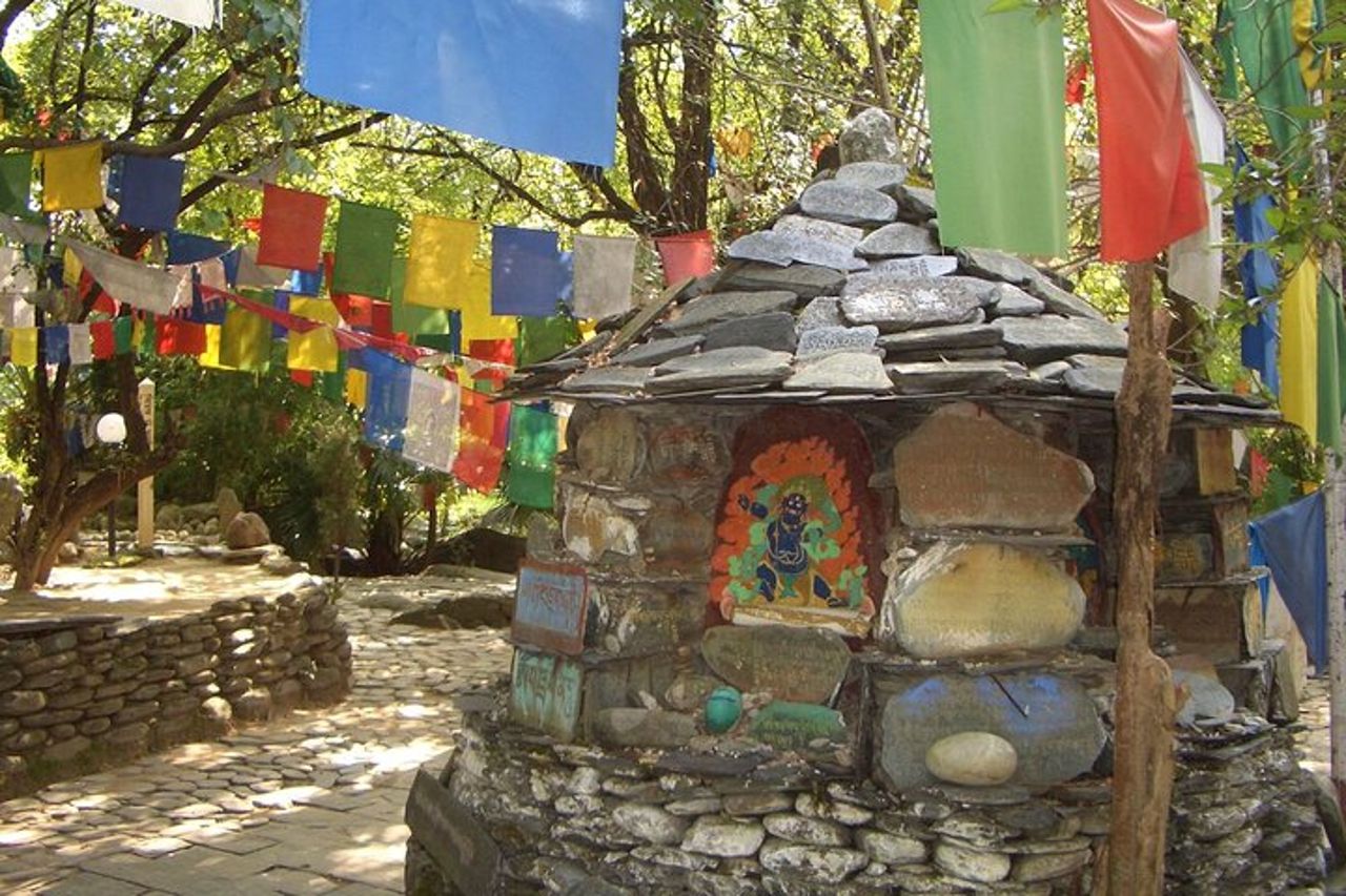 Passeggiata guidata nella cultura tibetana a Norbulingka, Gyuto e al convento — 7