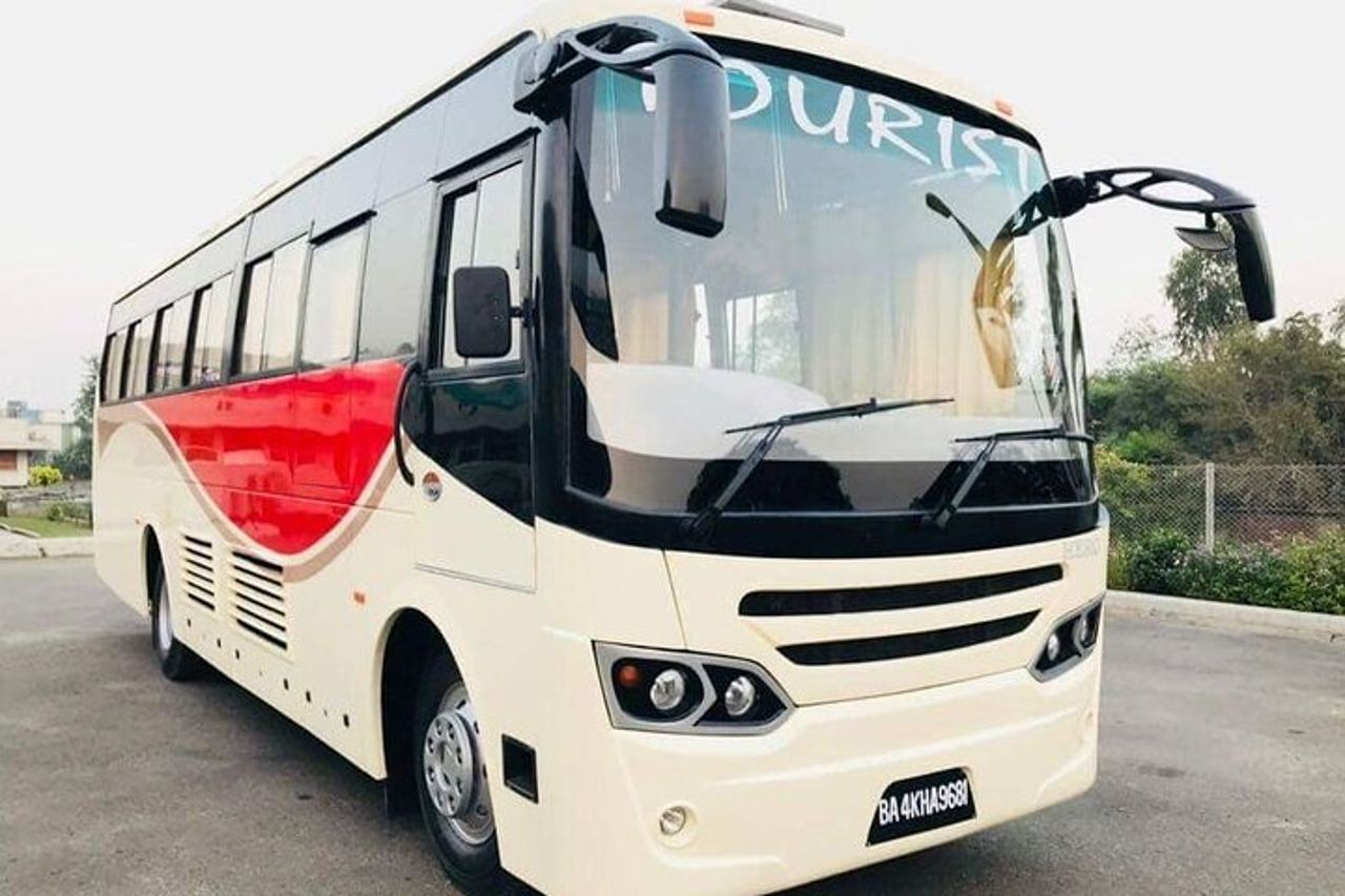 Prenotazione del biglietto dell'autobus da Kathmandu a Lumbini
