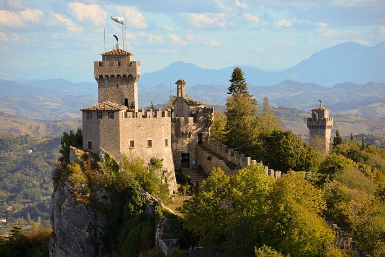 Da Ravenna e Rimini : Gita di un giorno a San Marino