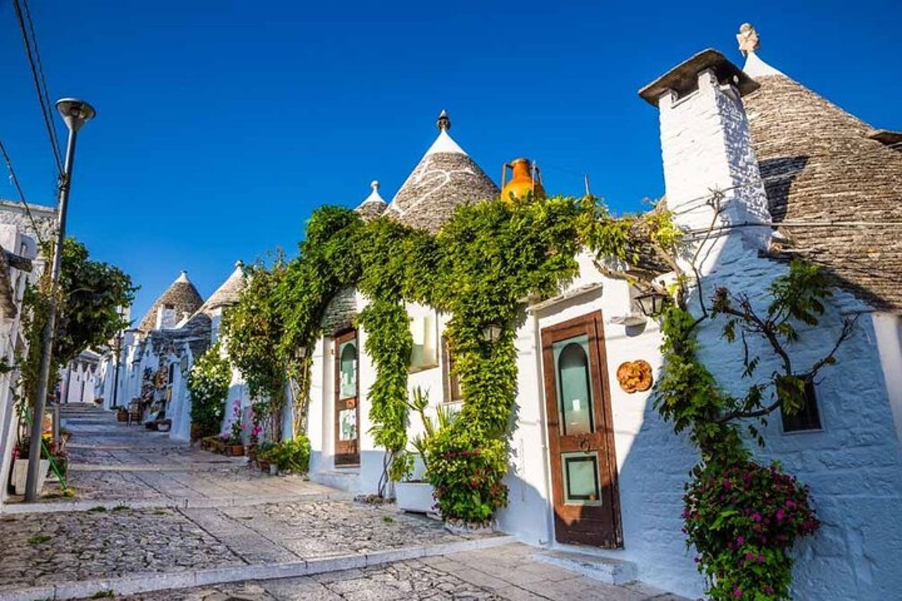 Experience ad Alberobello con realizzazione trullo in miniatura