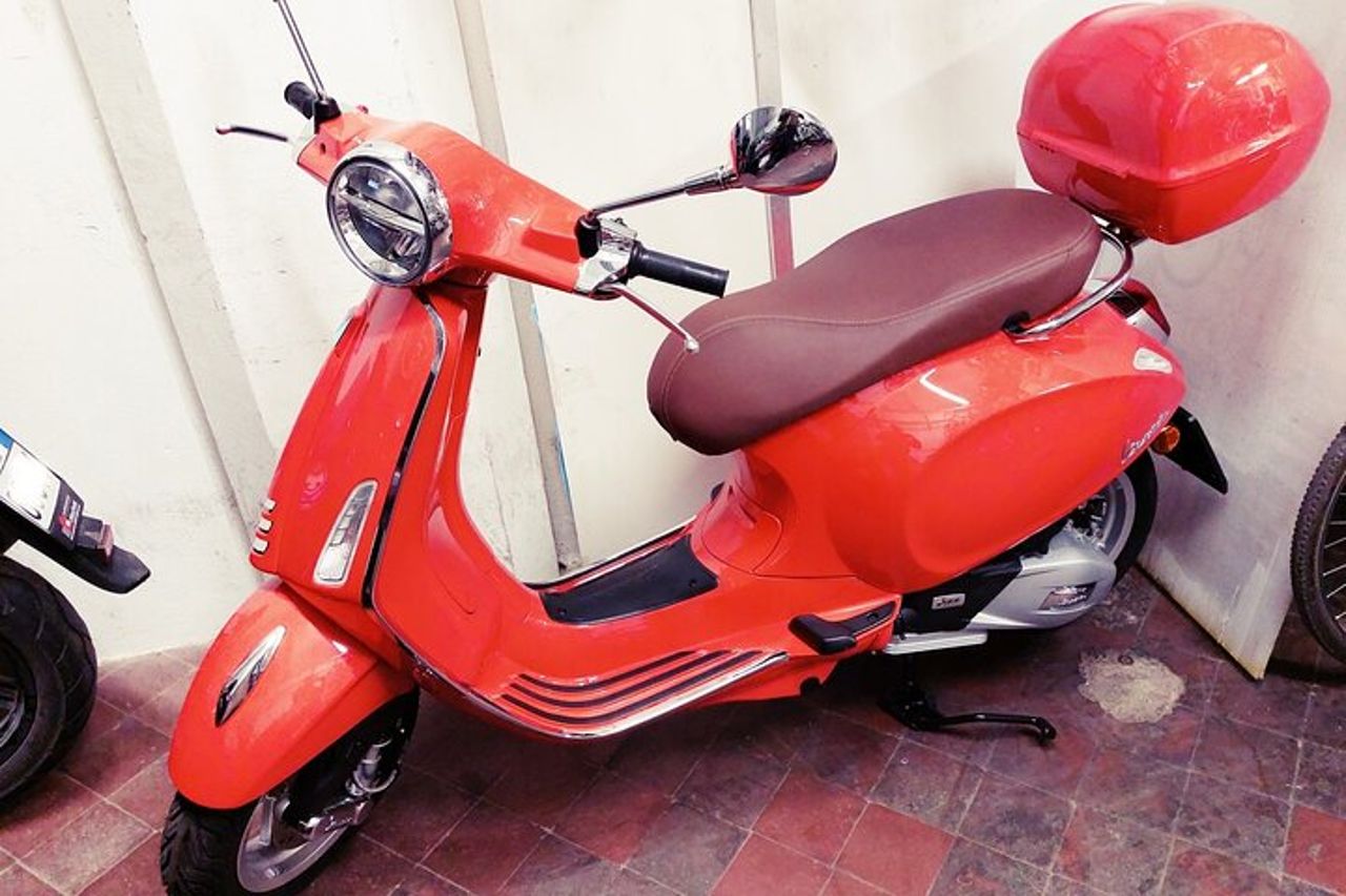 Noleggio Vespa a Lucca — 2