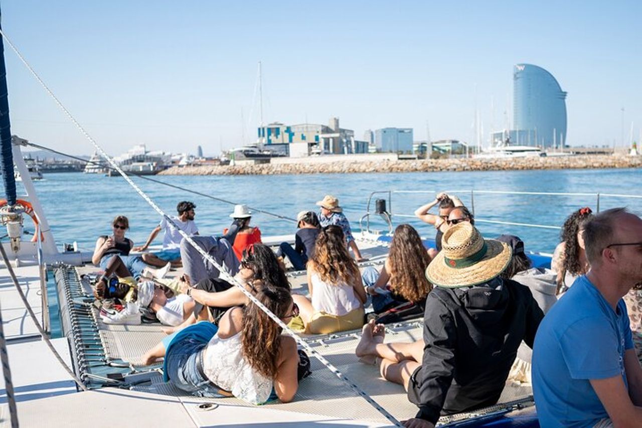 Barcellona Skyline Vela — 4