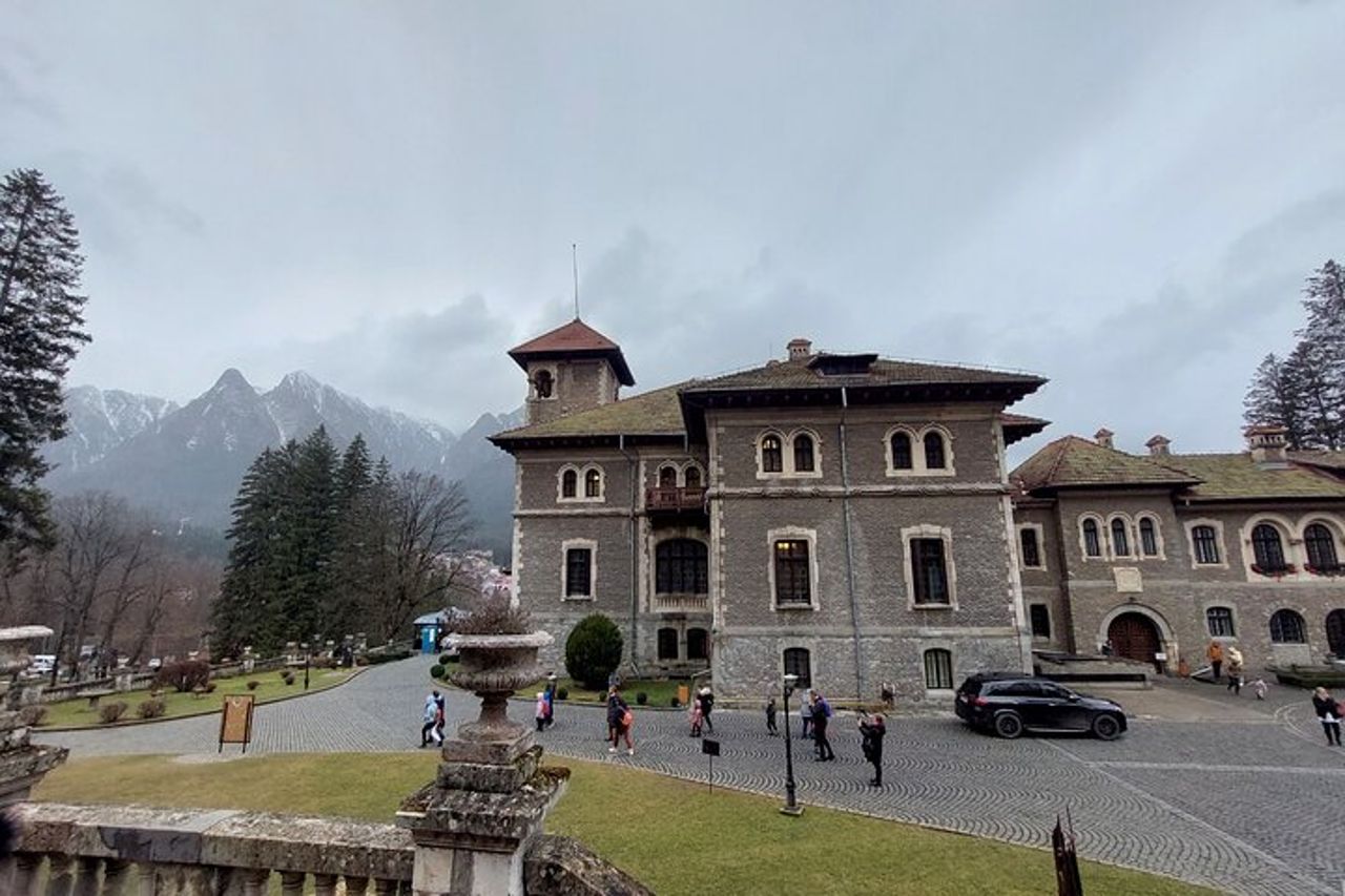 3 Castelli Brasov |Mercedes & Hotel Pickup| Peles Bran Cantacuzino — 8