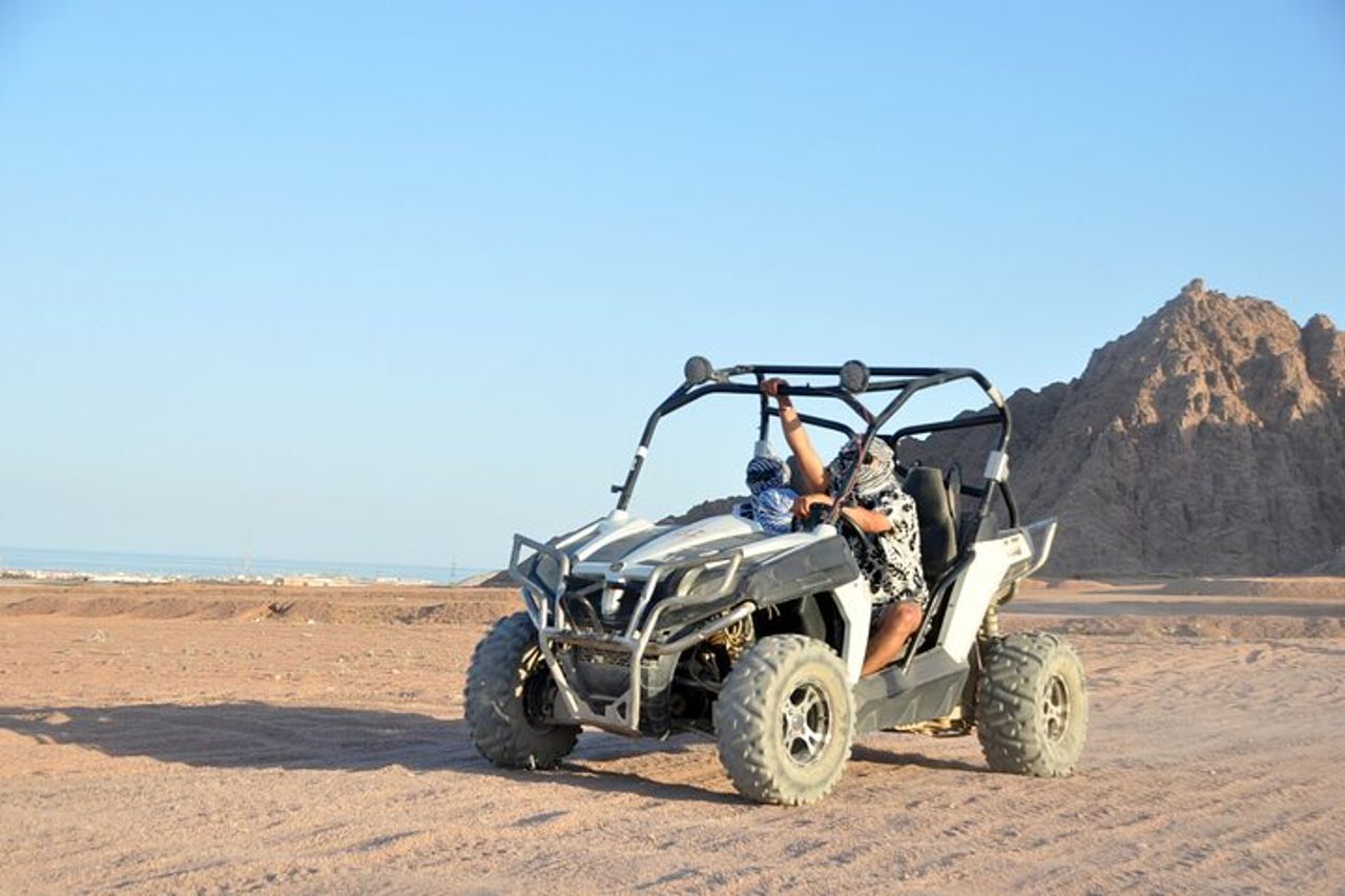 Quad safari 5 in 1, cammello, spettacolo, cena e osservazione delle stelle a Sharm — 7