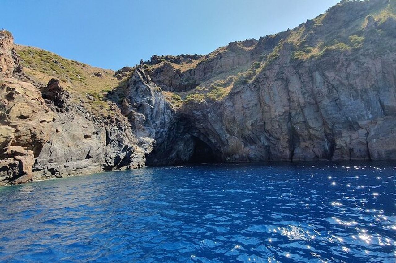 Vulcano: giro in barca da Lipari — 3