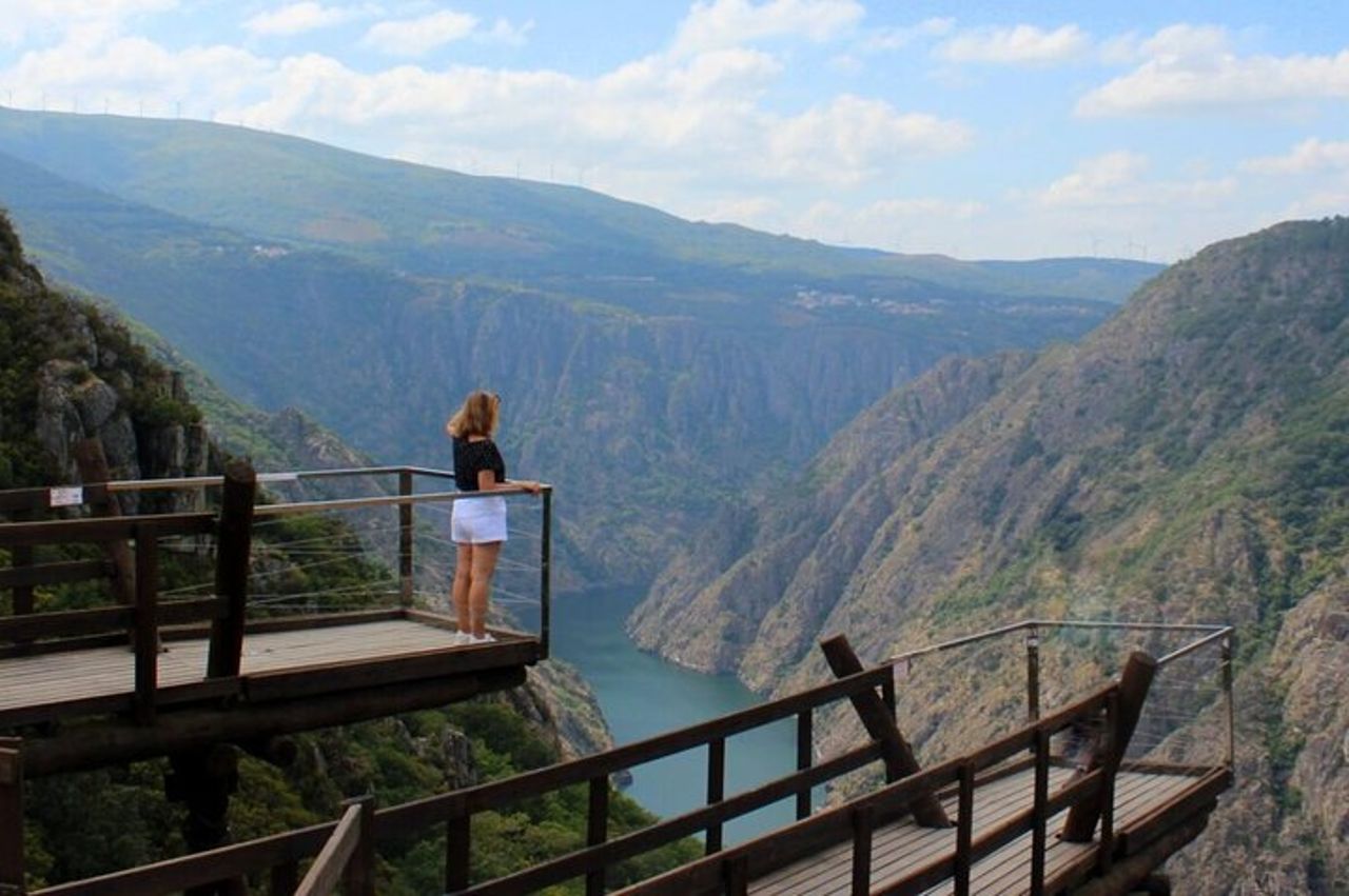 Tour da Santiago a Ribeira Sacra con la barca — 2