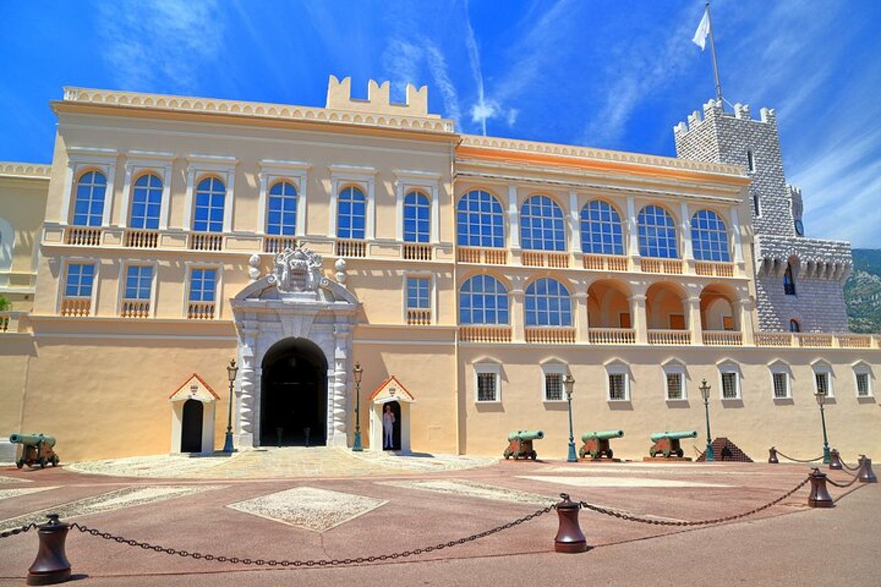 Tour privato a piedi del patrimonio culturale di Monaco — 5