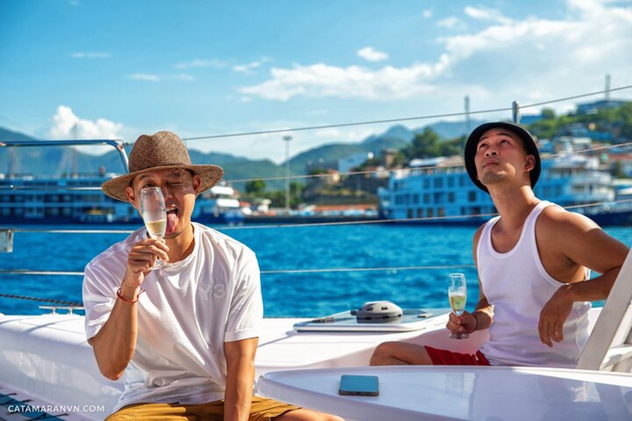 Crociera in barca a vela di un giorno privato su yacht a Nha Trang — 7