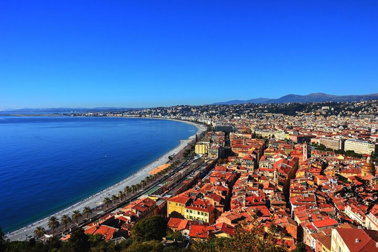 Trasferimento privato da Monaco a Nizza con una sosta di 2 ore