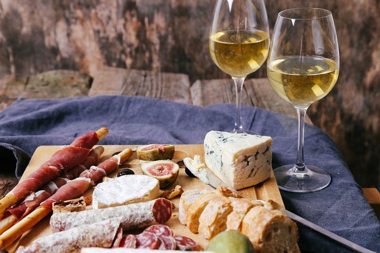 Degustazione di Vini In Villa Cariola