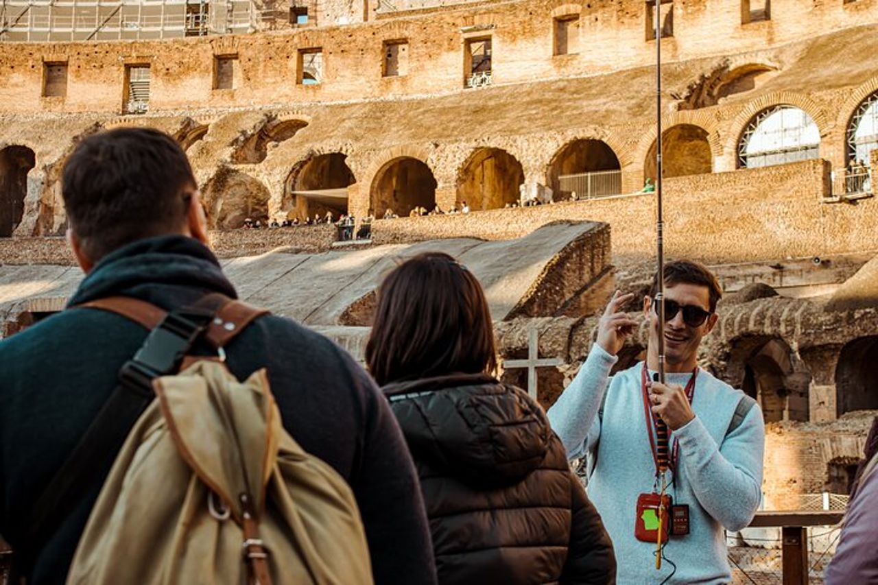 Colosseo con Arena, fuori Forum e Fontana di Trevi Tour di gruppo — 9