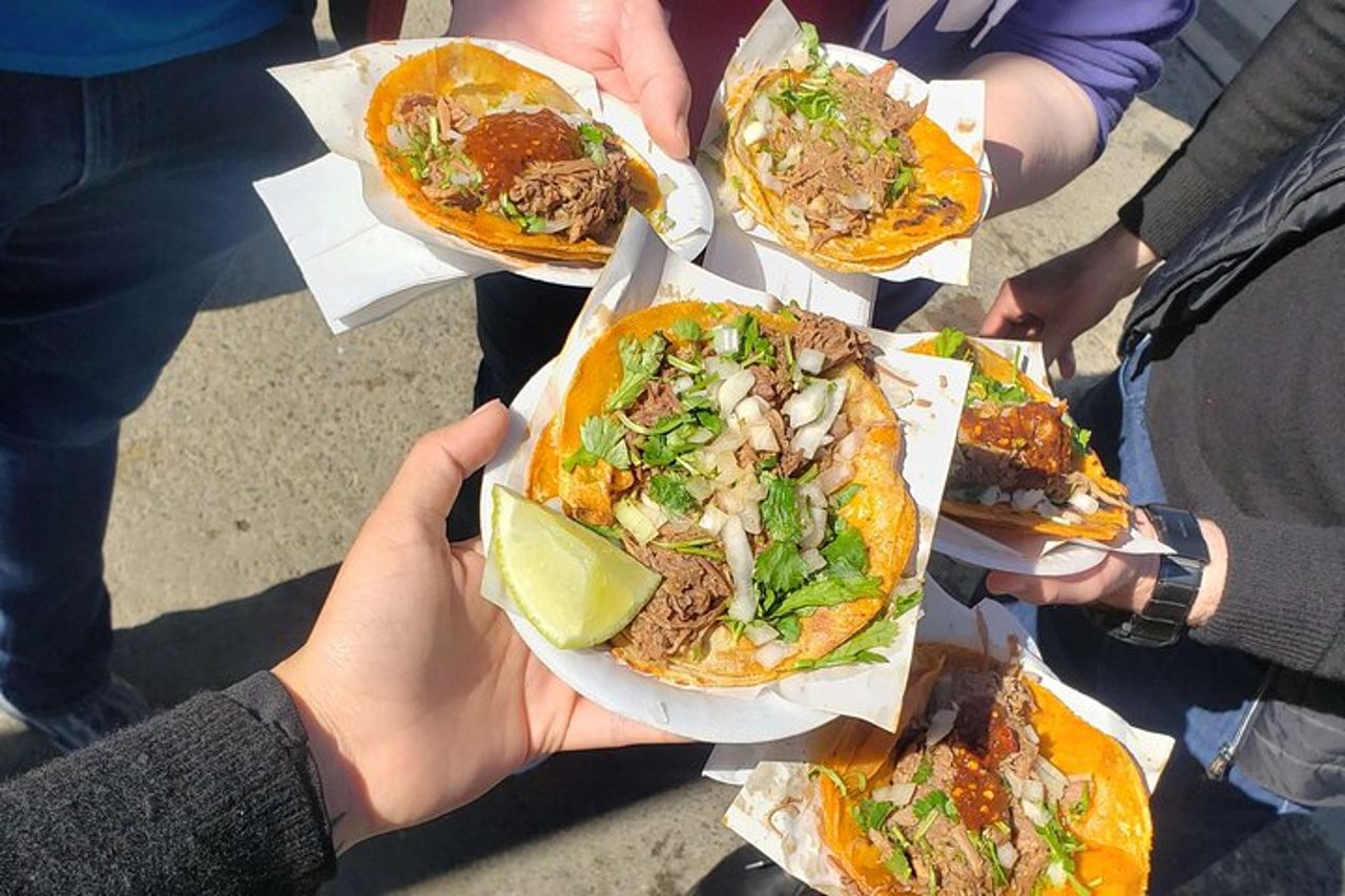 Martedì Taco Salta a Tijuana da San Diego — 2