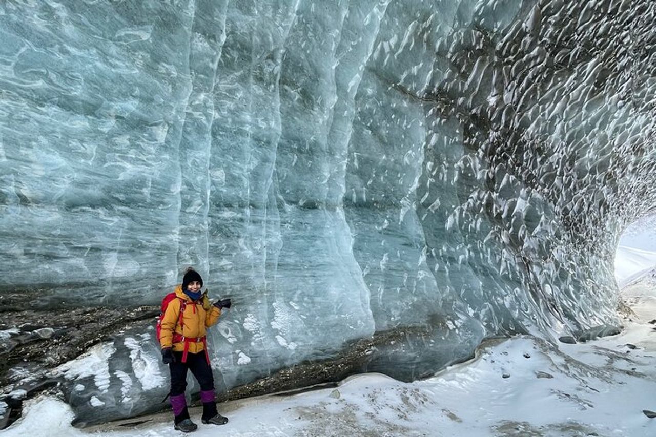 Escursione estiva avventura nella grotta di ghiaccio del ghiacciaio Castner da Fairbanks — 6