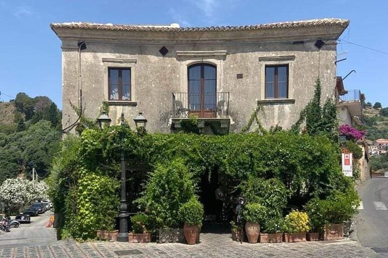 Il Padrino Tour Savoca Forza Agro e Villa Corleone — 3