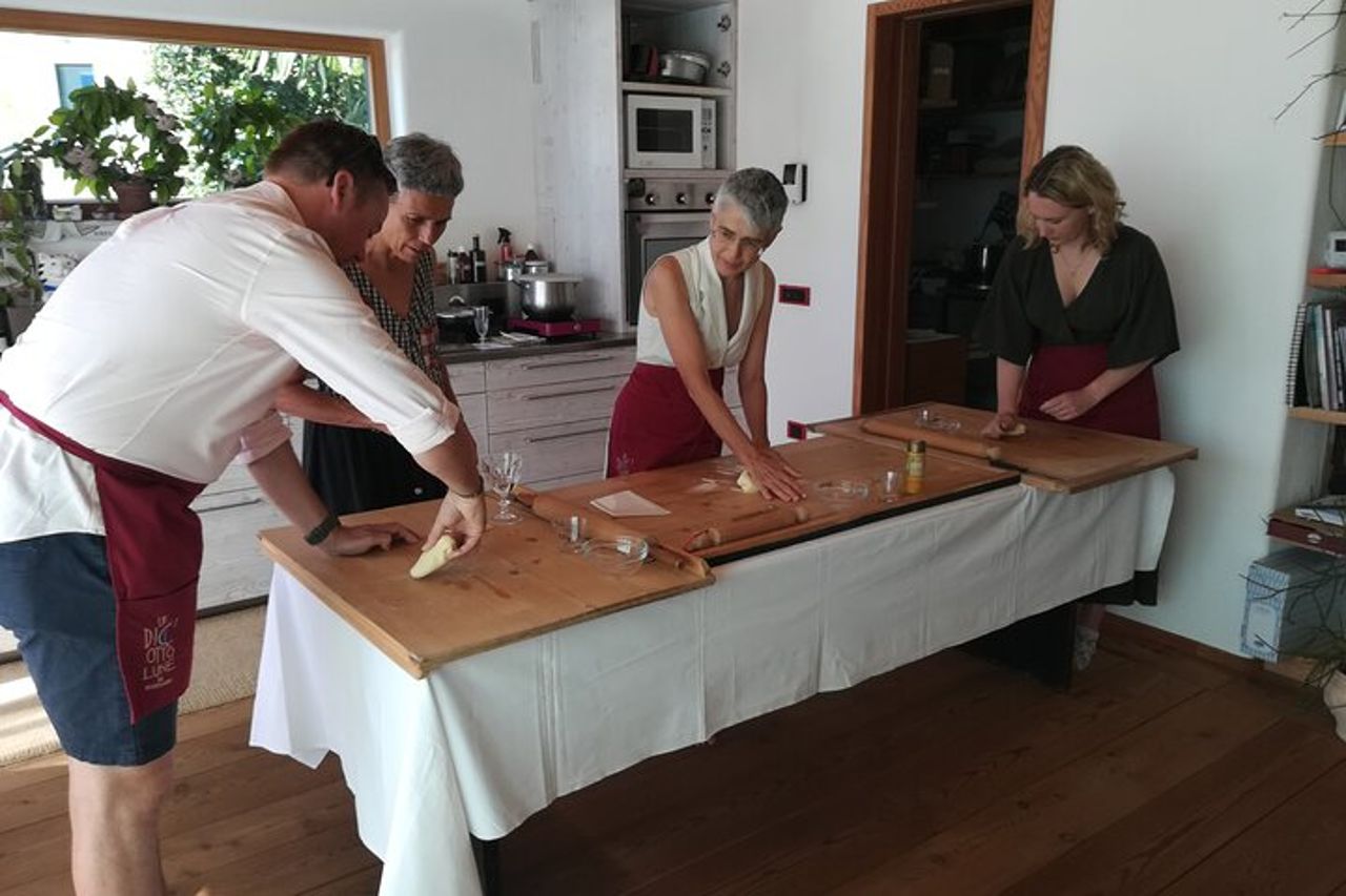 Lezione di cucina e pranzo sul Lago di Garda — 6