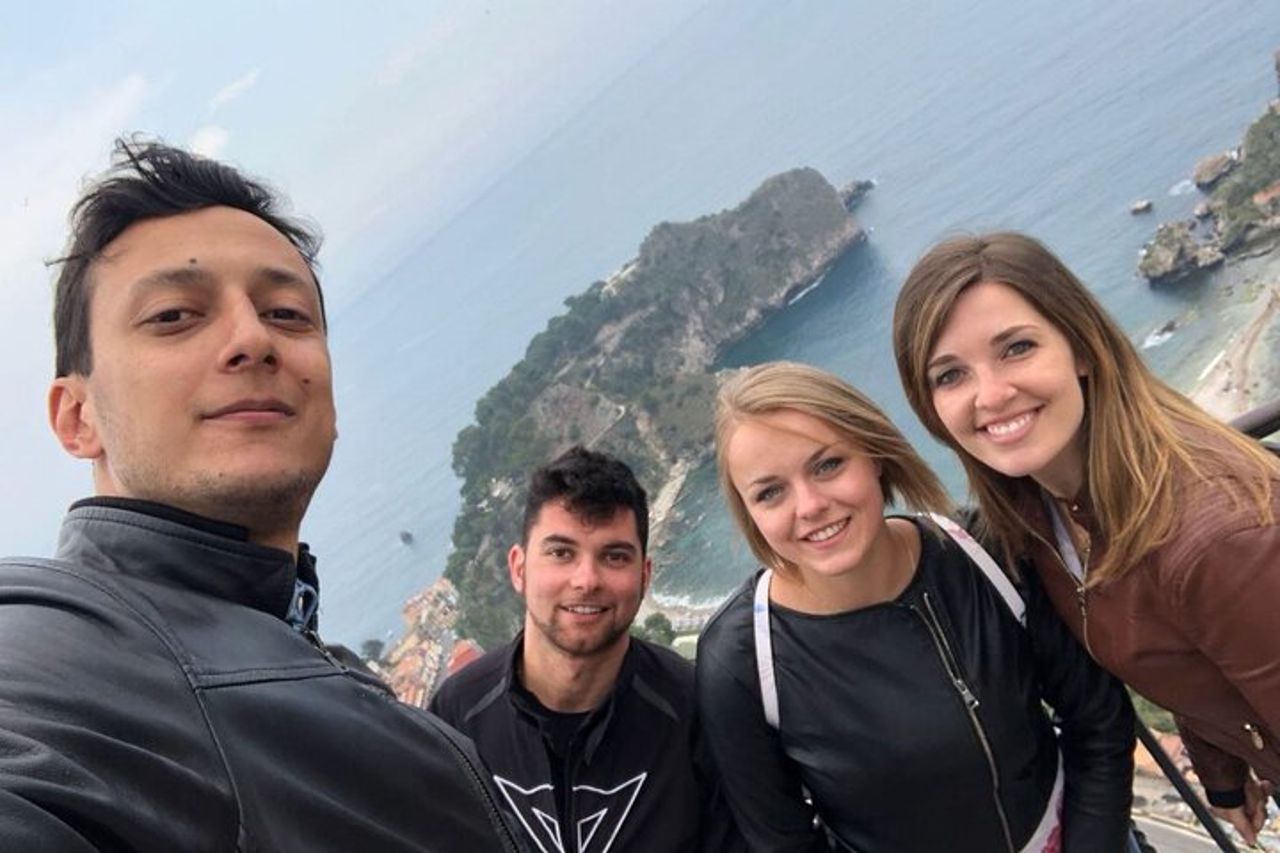 Transfer Messina Taormina e ritorno in Van per piccoli gruppi — 5