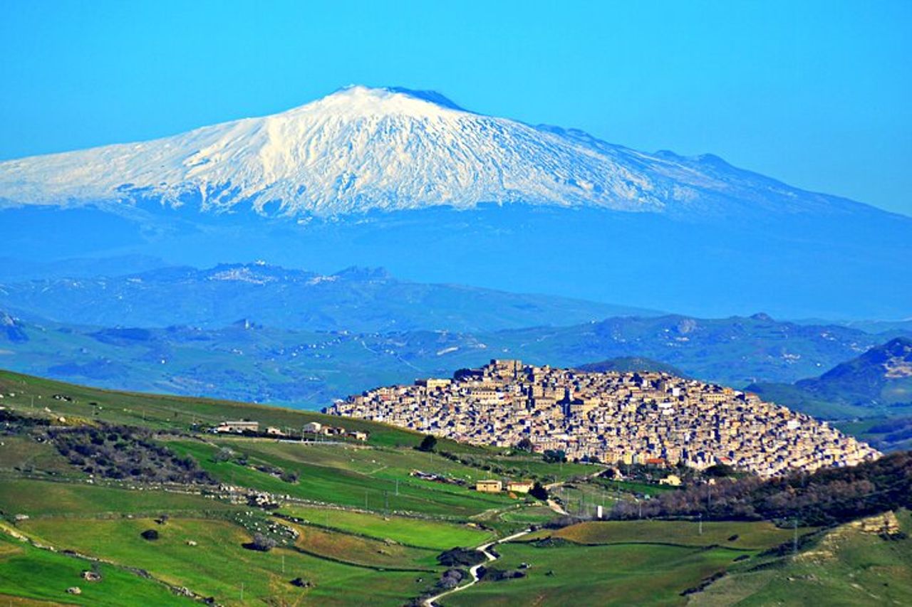 Cefalu Etna wild jeep experience — 4