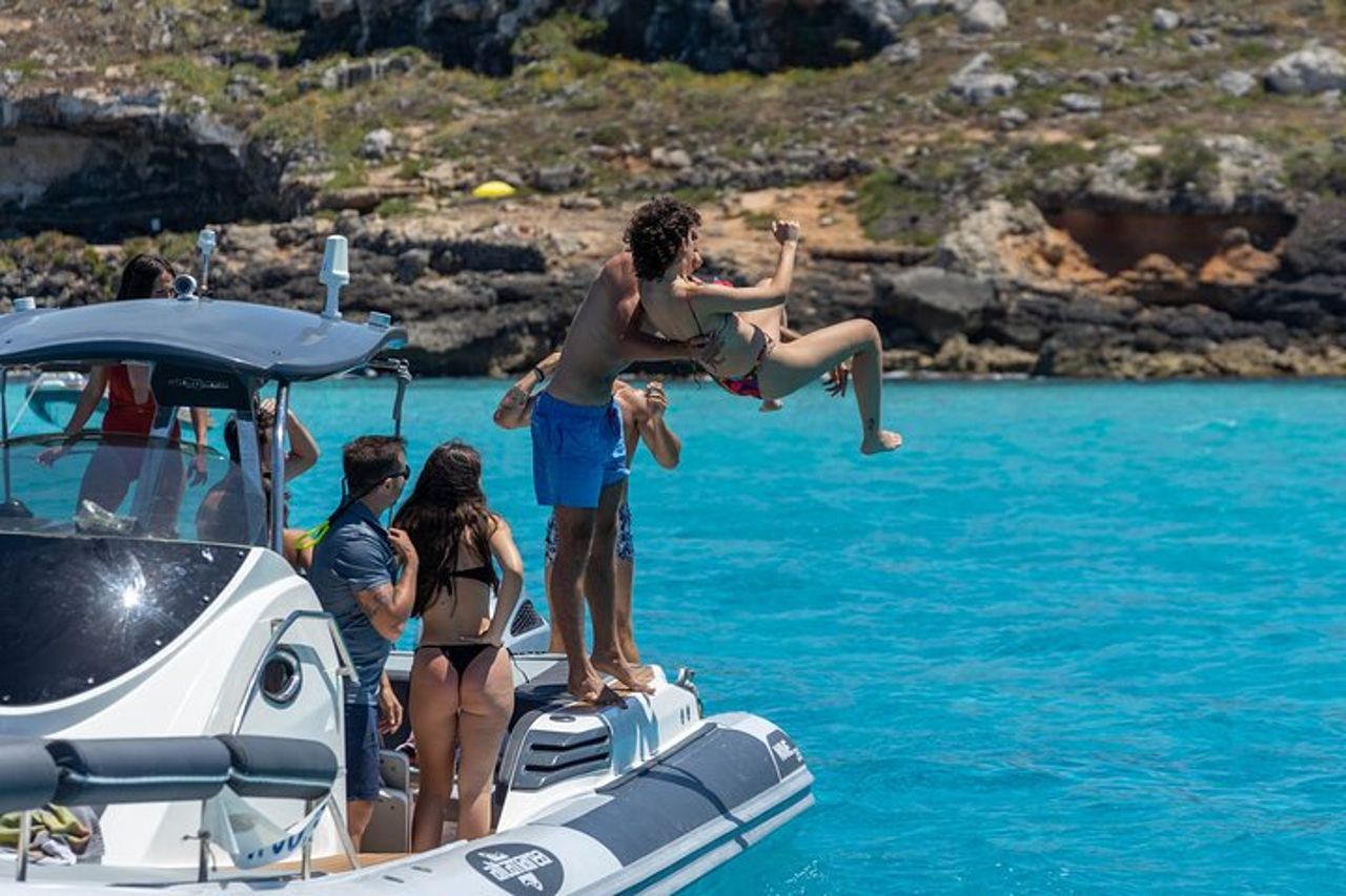 Egadi Day alla scoperta di Favignana e Levanzo da Trapani — 8