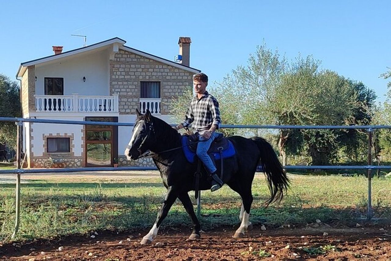 Passeggiata a Cavallo nel Parco Nazionale Gargano — 3