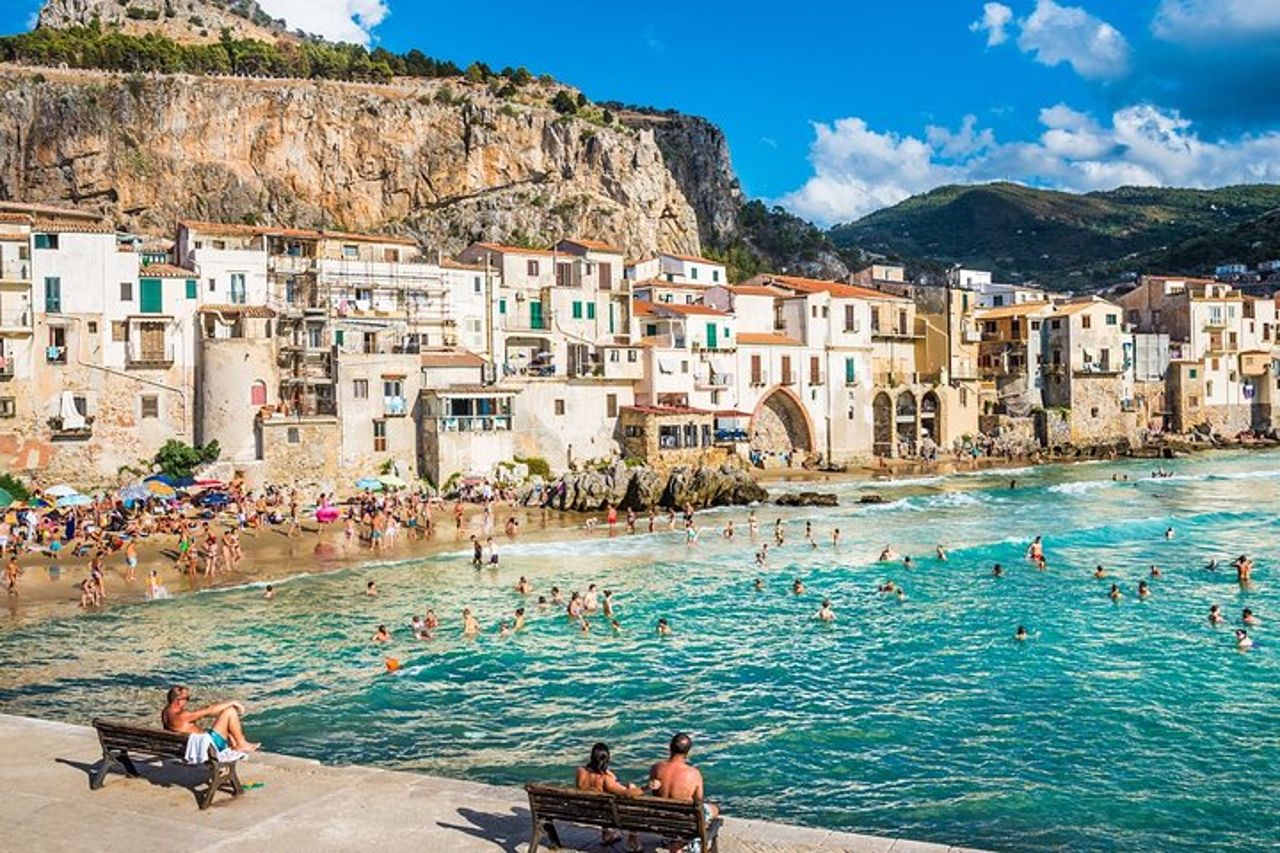 Escursione a terra di mezza giornata a Monreale e Cefalù — 5