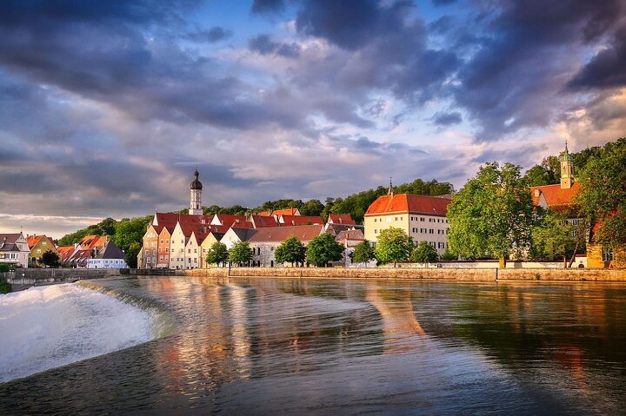 Gita giornaliera privata: da Monaco a Neuschwanstein e Landsberg am Lech — 6
