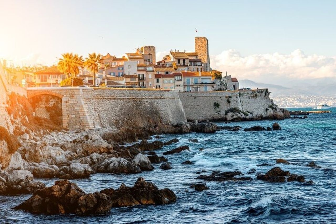 Tour guidato condiviso di mezza giornata a Cannes e Antibes