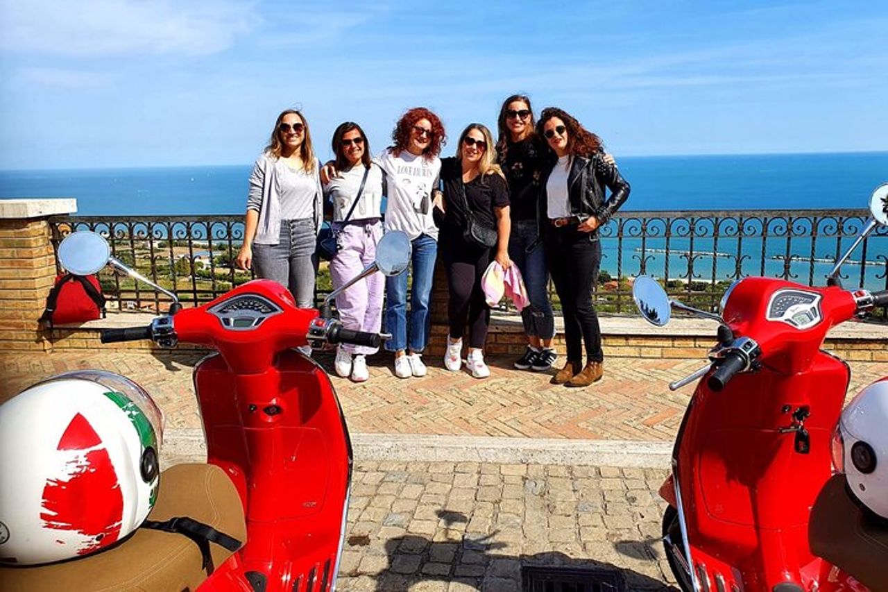 Tour in Vespa con guida scritta delle Marche in Valdaso — 6