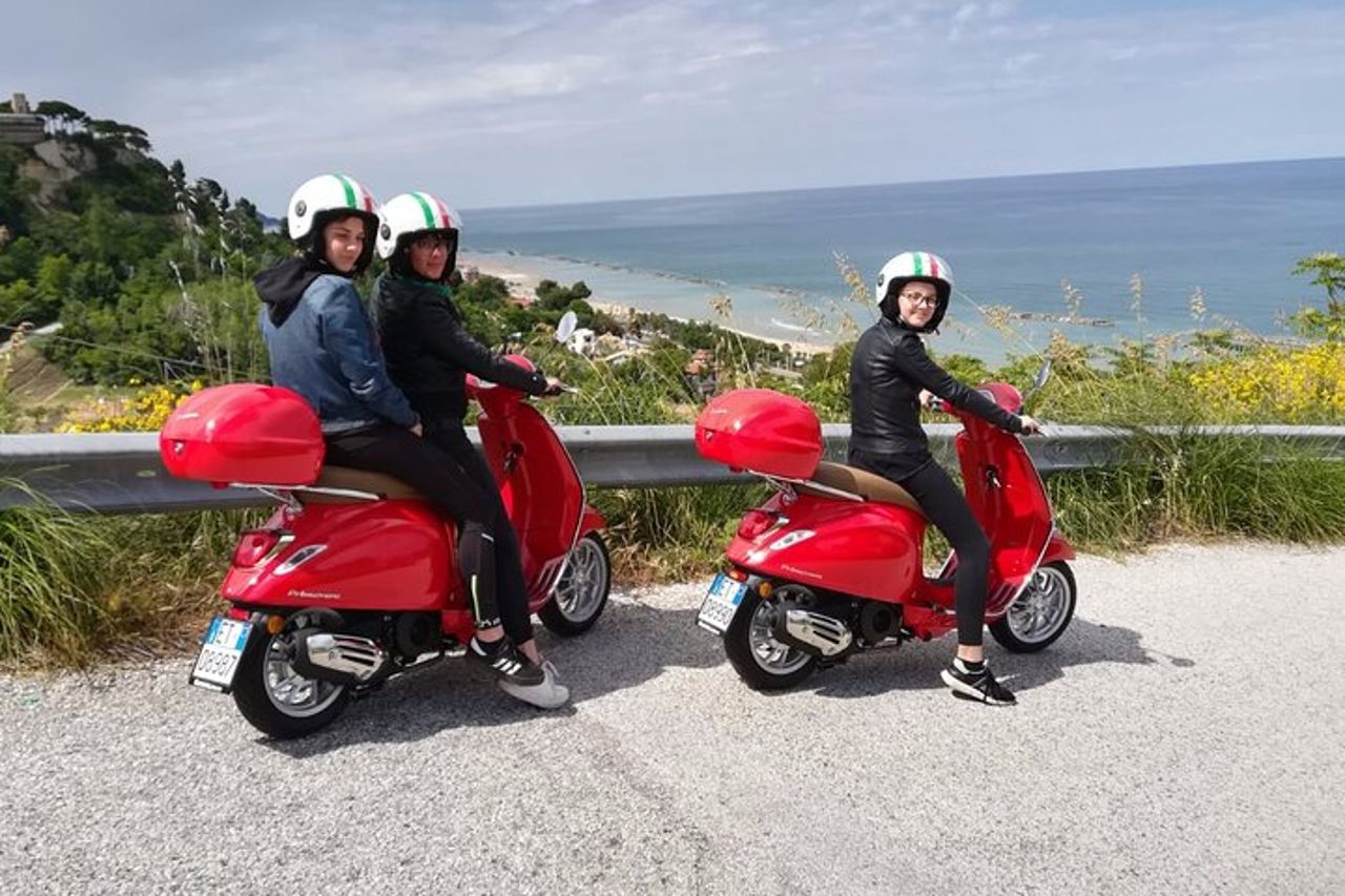 Tour in Vespa con guida scritta delle Marche in Valdaso — 9