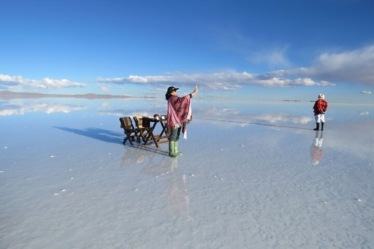 3D 2N Uyuni Salt Flats in volo da La Paz a Atacama, Cile