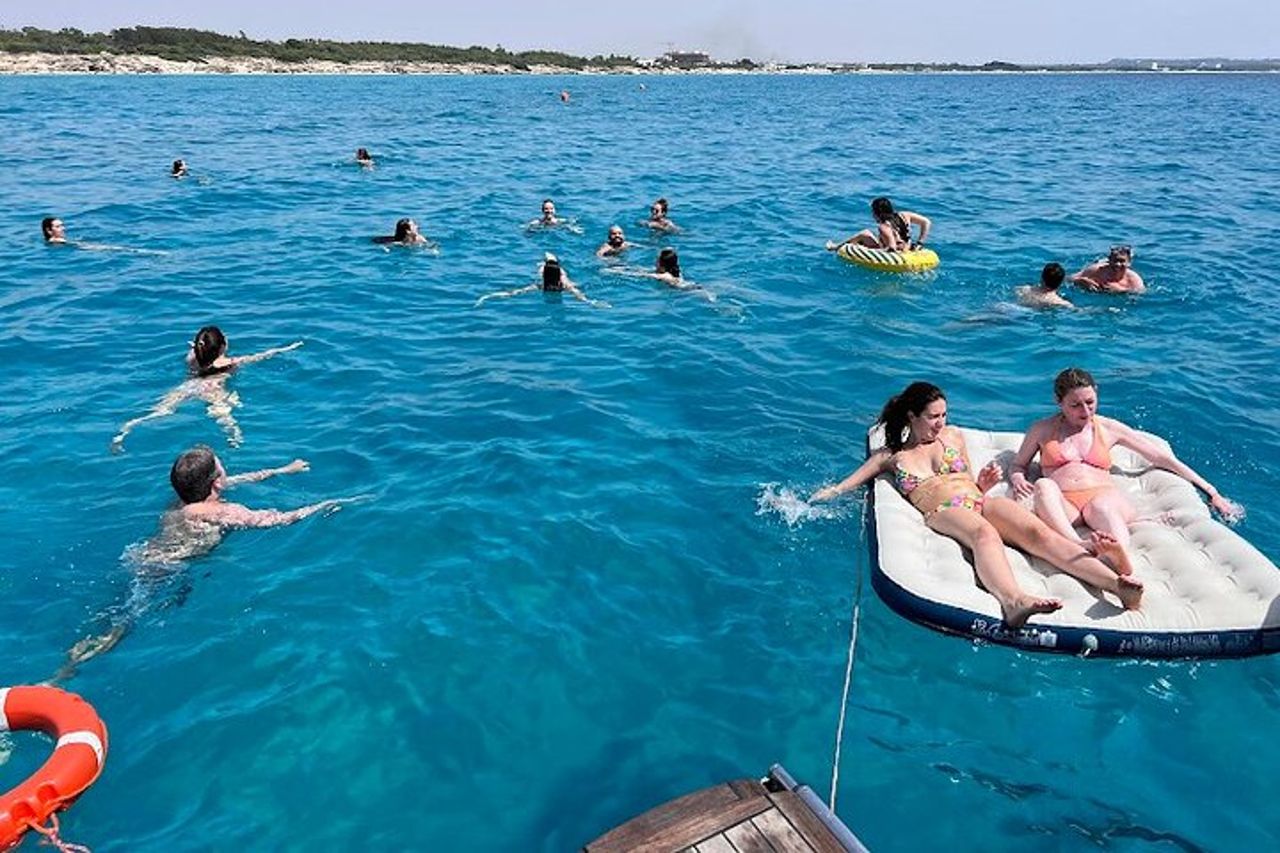 Yacht Tour privato Gallipoli Porto Cesareo — 9