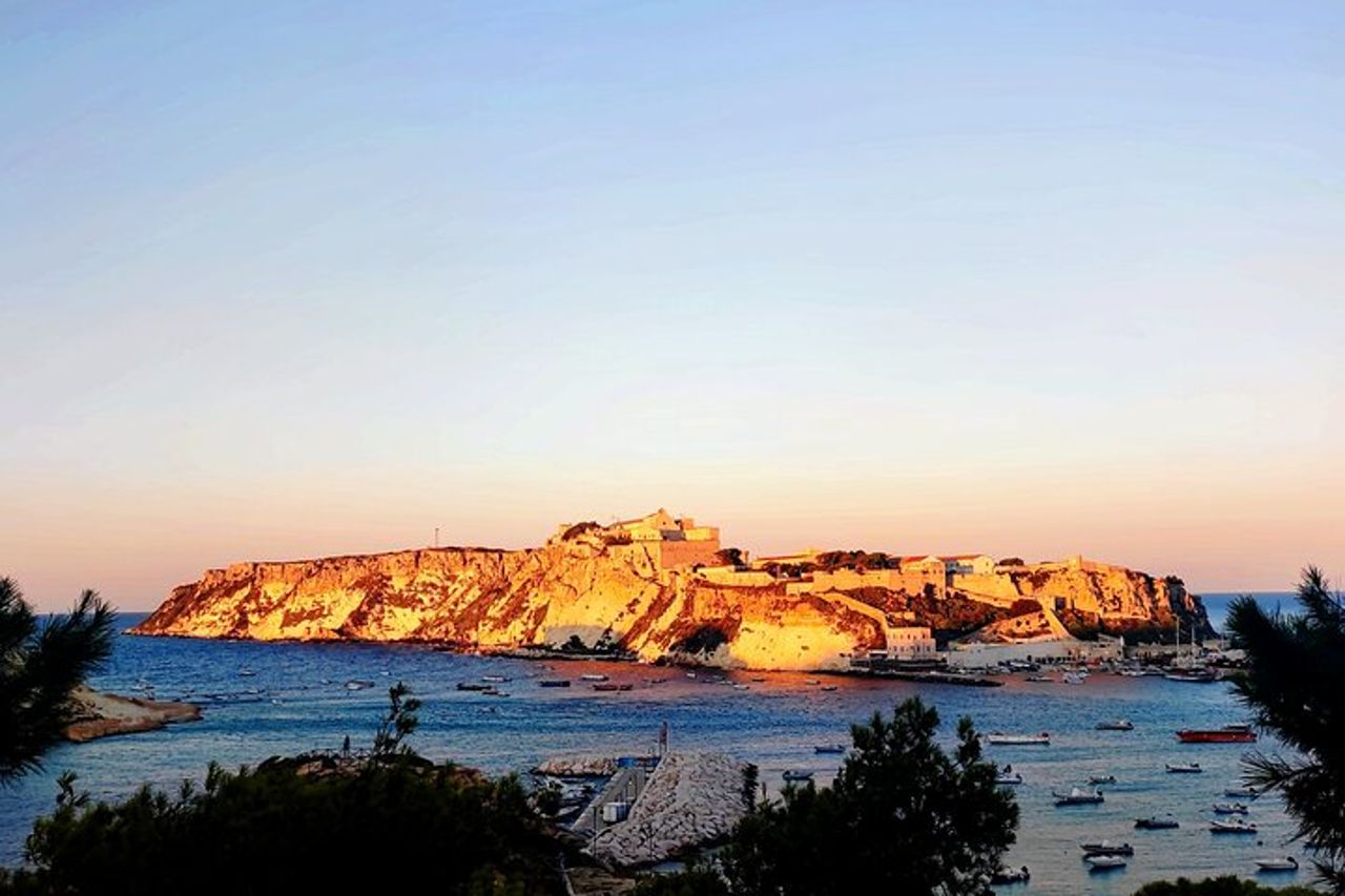 Isole Tremiti da Vieste Traghetto e Tour in Barca — 9