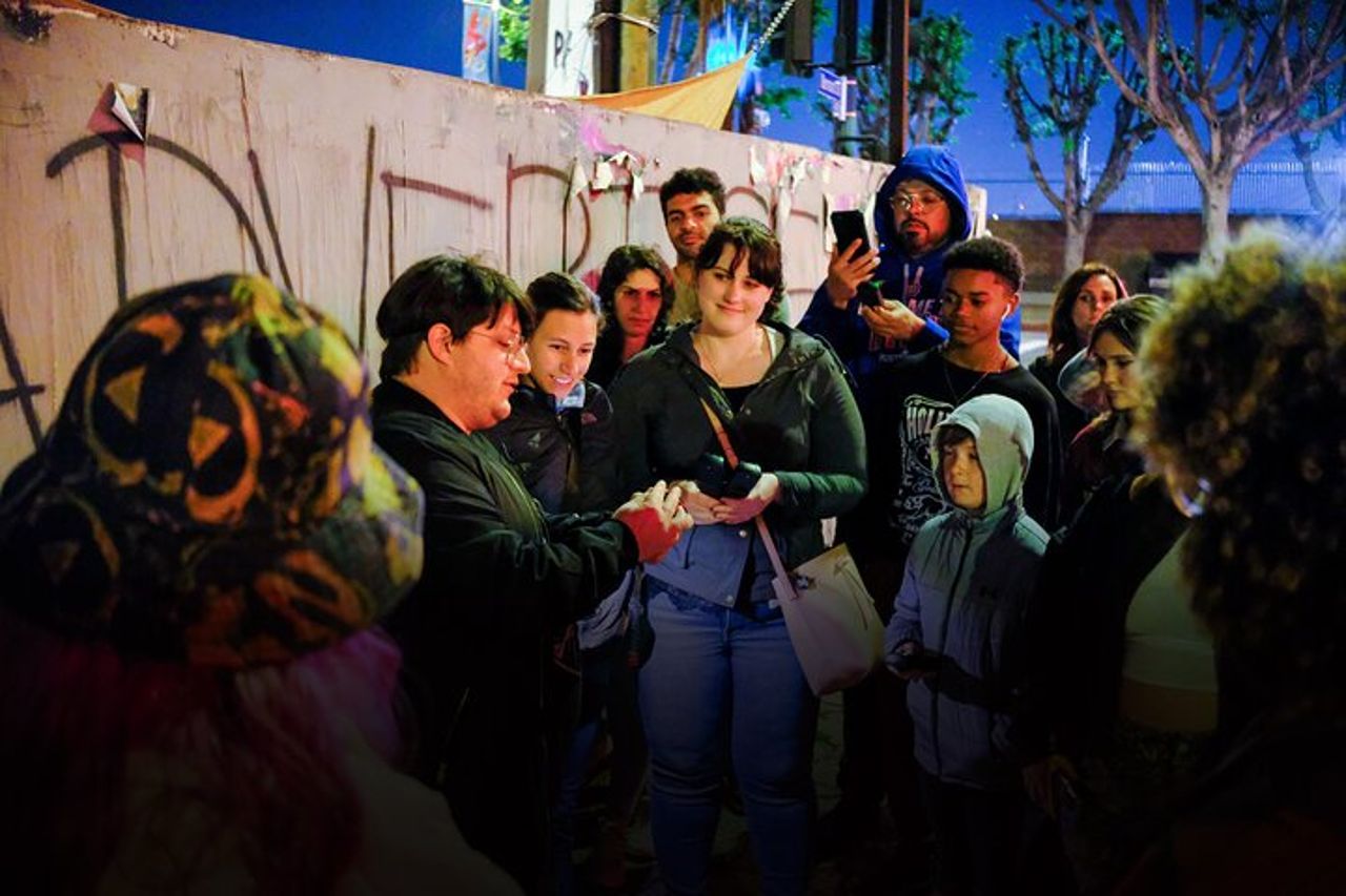 Hollywood Ghost Hunting Experience con strumenti paranormali reali — 2