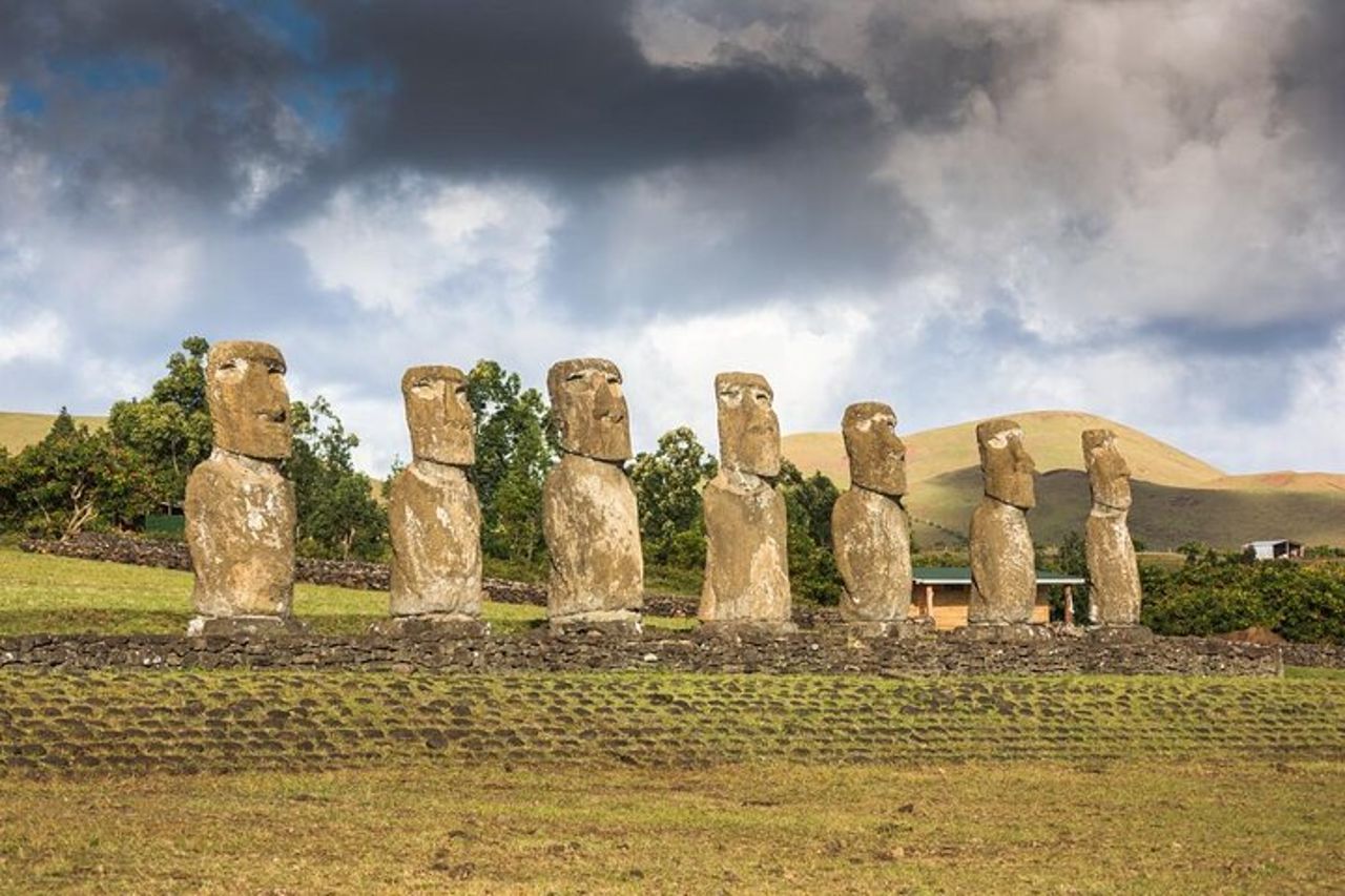 Tour privato essenziale di 2 giorni dell'Isola di Pasqua — 4