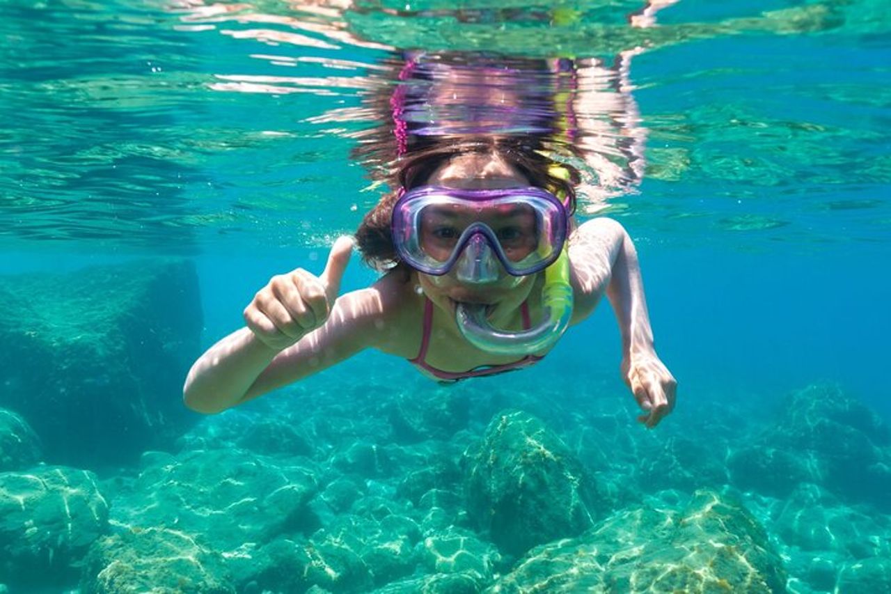 Tavolara e Molara Snorkeling con Guida — 2