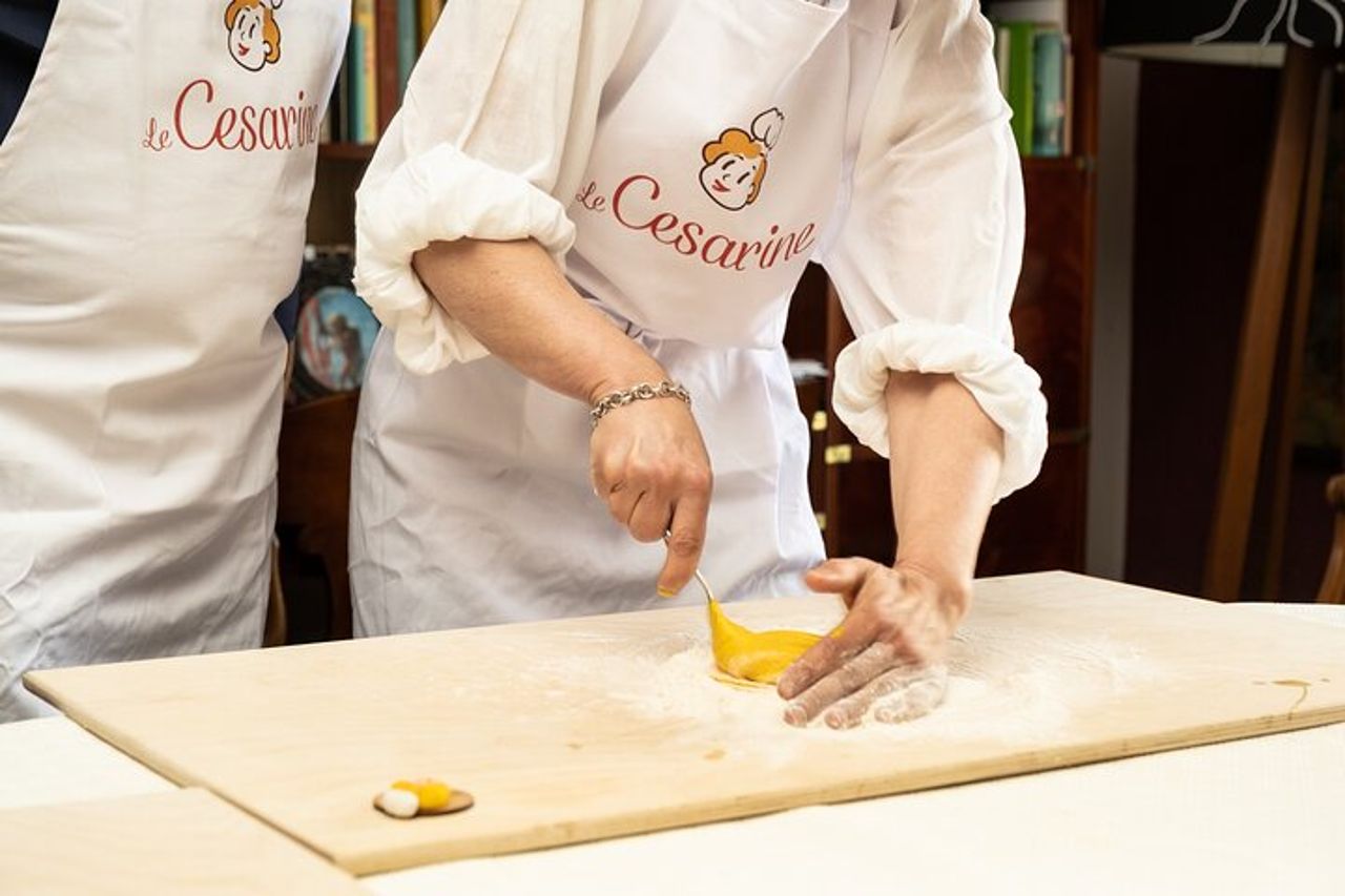 Tour del mercato privato e corso di cucina con pranzo o cena a Trento — 5