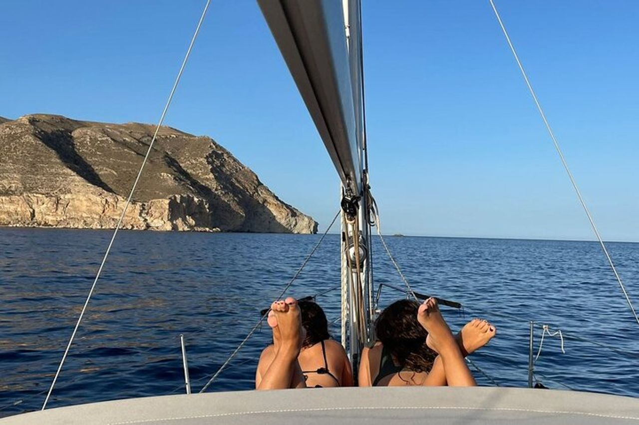 Esperienza di navigazione lungo la costa di Cabo de Gata ad Almería — 9