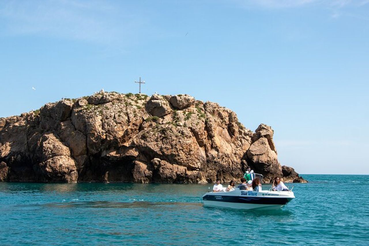 Polignano a Mare: Tour in Barca delle grotte - Piccolo Gruppo — 7