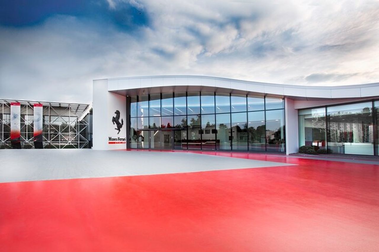 Trasferimento in autobus da Modena e Museo Ferrari Maranello Biglietto — 2